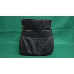 BUSKER POUCH by The Ambitious Card - Trick