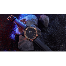 IARVEL WATCH (Gold Watchcase Black Dial) by Iarvel Magic and Bluether Magic