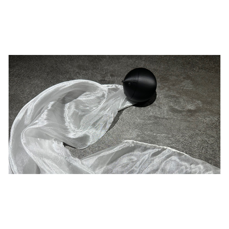 Hyper Silk Ball by Peng Min & Storm Creative (Black)
